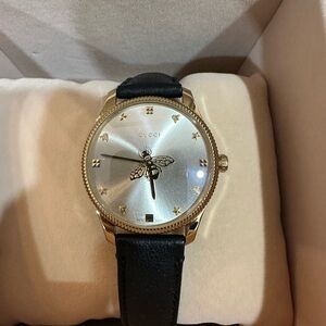 Gucci Women's G-Timeless Slim Watch